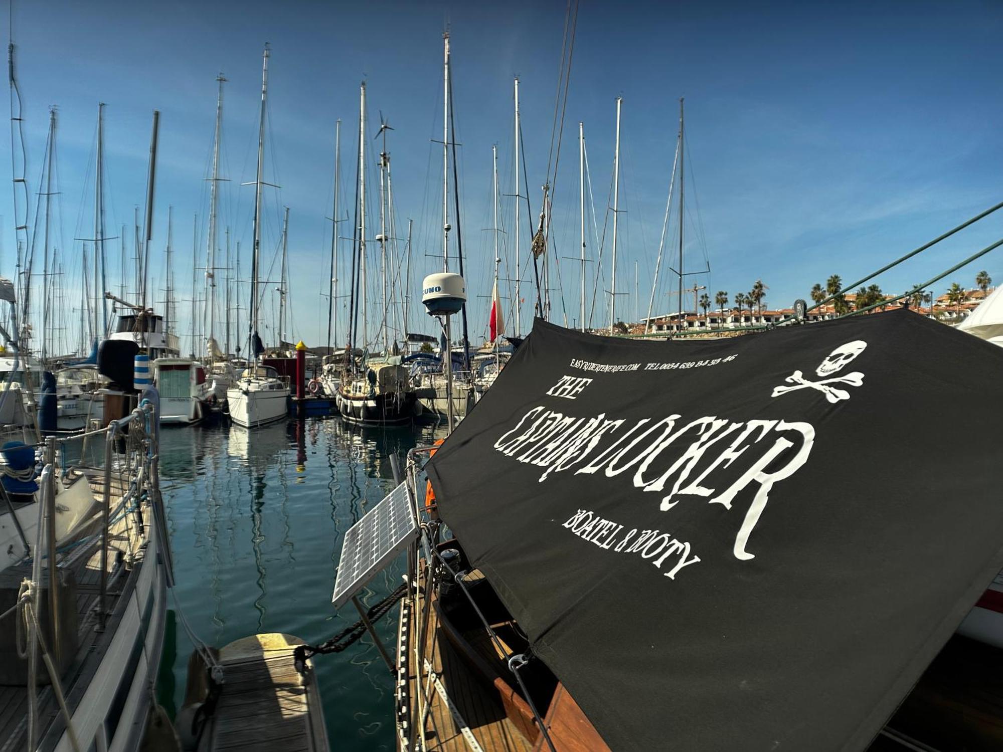 The Captains Locker - 30Ft Yacht San Miguel de Abona Exteriör bild