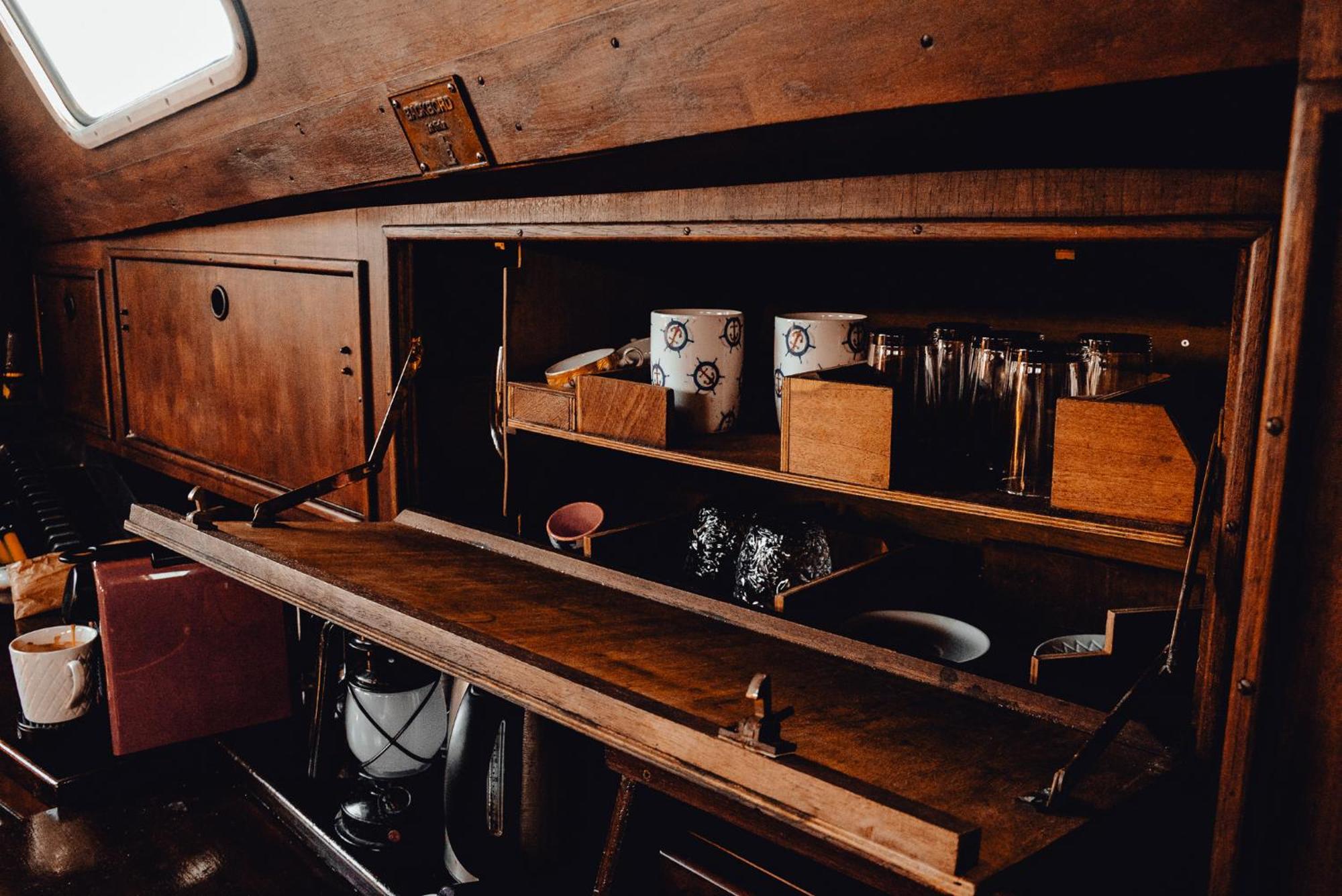 The Captains Locker - 30Ft Yacht San Miguel de Abona Exteriör bild